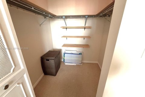 Condominio en alquiler en Sunny Isles Beach, Florida, 2 dormitorios, 114.27 m2 № 2051650 - foto 15