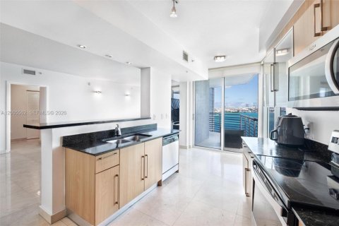 Apartment in Miami, Florida 3 bedrooms, 166.48 sq.m. № 2069582 - photo 6