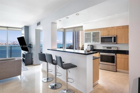 Apartment in Miami, Florida 3 bedrooms, 166.48 sq.m. № 2069582 - photo 4