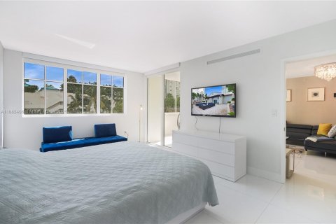 Condominio en venta en Sunny Isles Beach, Florida, 3 dormitorios, 153.1 m2 № 1930107 - foto 14