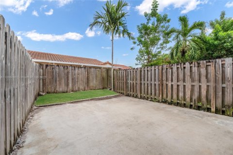 Copropriété à louer à Miami, Floride: 2 chambres, 118.91 m2 № 1933379 - photo 8