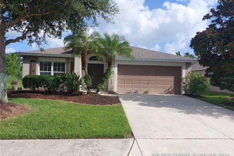 House in Parrish, Florida 3 bedrooms, 169.73 sq.m. № 1880683 - photo 1