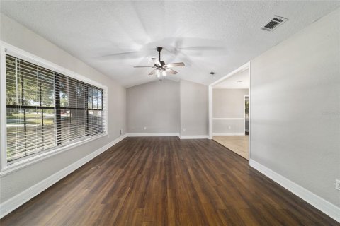 Casa en venta en Ocala, Florida, 3 dormitorios, 125.6 m2 № 2111403 - foto 5