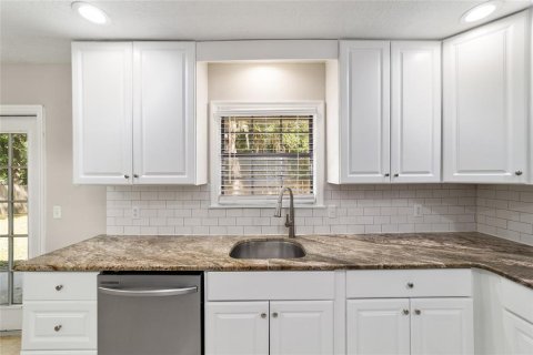 Casa en venta en Ocala, Florida, 3 dormitorios, 125.6 m2 № 2111403 - foto 18