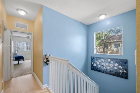 Townhouse in Cutler Bay, Florida 3 bedrooms, 139.73 sq.m. № 2042990 - photo 18