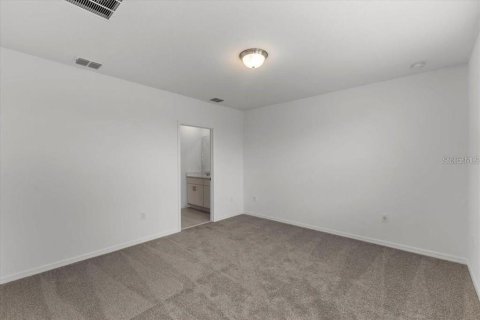 Villa ou maison à louer à Poinciana, Floride: 3 chambres, 137.87 m2 № 2299841 - photo 16