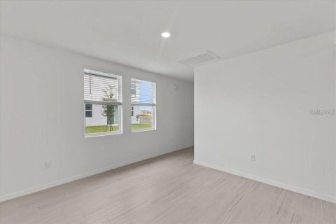 Villa ou maison à louer à Poinciana, Floride: 3 chambres, 137.87 m2 № 2299841 - photo 6