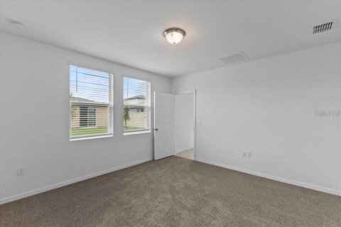 Villa ou maison à louer à Poinciana, Floride: 3 chambres, 137.87 m2 № 2299841 - photo 15