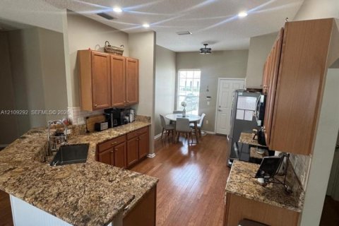 Villa ou maison à louer à Jacksonville, Floride: 3 chambres № 2439366 - photo 8