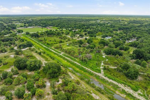 Commercial property in Okeechobee, Florida № 2181223 - photo 10