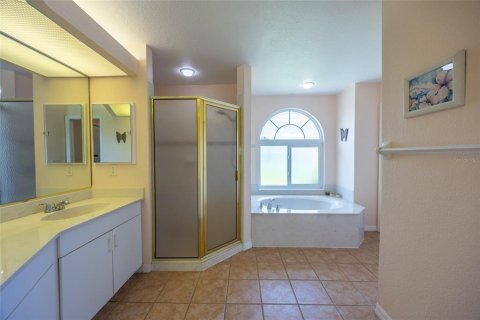 Casa en venta en Cape Coral, Florida, 3 dormitorios, 205.31 m2 № 1907613 - foto 8
