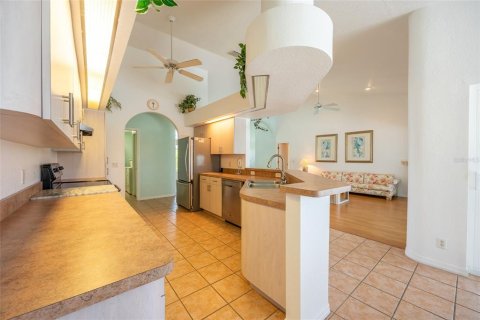 Casa en venta en Cape Coral, Florida, 3 dormitorios, 205.31 m2 № 1907613 - foto 16