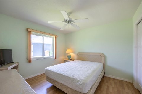 Casa en venta en Cape Coral, Florida, 3 dormitorios, 205.31 m2 № 1907613 - foto 9