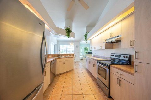 Casa en venta en Cape Coral, Florida, 3 dormitorios, 205.31 m2 № 1907613 - foto 14
