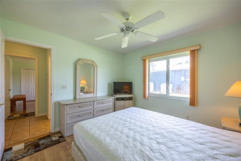 Casa en venta en Cape Coral, Florida, 3 dormitorios, 205.31 m2 № 1907613 - foto 30