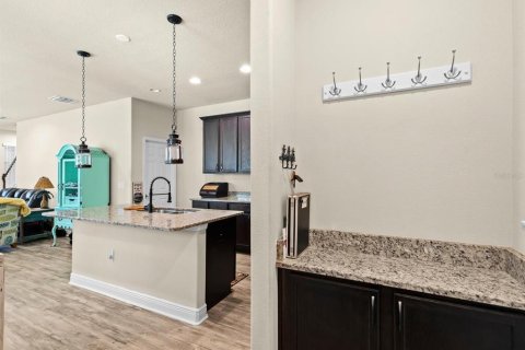 Touwnhouse à vendre à Palm Harbor, Floride: 3 chambres, 170.94 m2 № 2093698 - photo 12