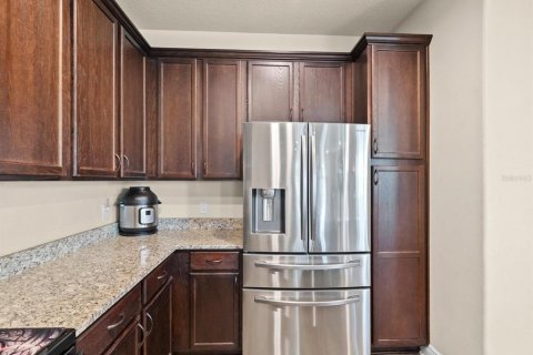 Touwnhouse à vendre à Palm Harbor, Floride: 3 chambres, 170.94 m2 № 2093698 - photo 9
