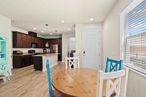 Touwnhouse à vendre à Palm Harbor, Floride: 3 chambres, 170.94 m2 № 2093698 - photo 6