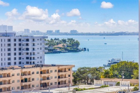 Copropriété à vendre à Miami Beach, Floride: 1 chambre, 62.8 m2 № 1738878 - photo 12