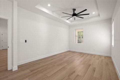 House in DeBary, Florida 4 bedrooms, 191.38 sq.m. № 2388158 - photo 25