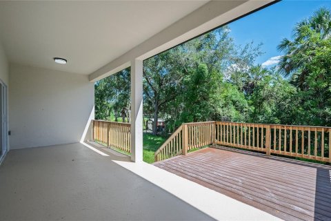 House in DeBary, Florida 4 bedrooms, 191.38 sq.m. № 2388158 - photo 18