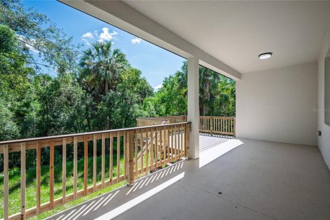 House in DeBary, Florida 4 bedrooms, 191.38 sq.m. № 2388158 - photo 17