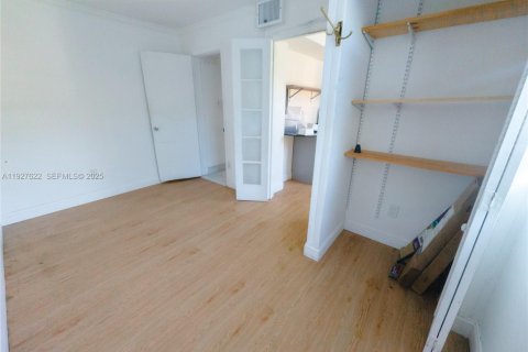 Appartement à louer à Miami, Floride: 3 chambres, 74.32 m2 № 1993175 - photo 5