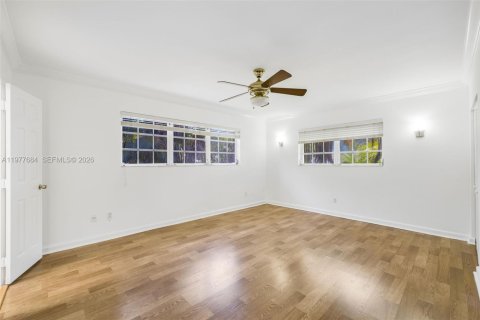 Villa ou maison à louer à Pinecrest, Floride: 4 chambres, 198.81 m2 № 2046070 - photo 27