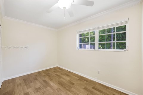 Villa ou maison à louer à Pinecrest, Floride: 4 chambres, 198.81 m2 № 2046070 - photo 28