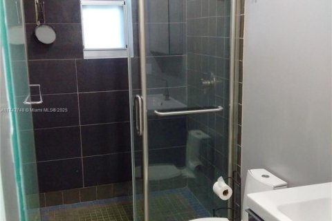 Condominio en venta en Miami Beach, Florida, 1 dormitorio, 41.81 m2 № 1943147 - foto 23