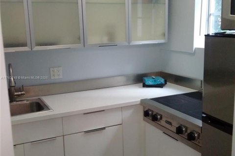 Condominio en venta en Miami Beach, Florida, 1 dormitorio, 41.81 m2 № 1943147 - foto 26