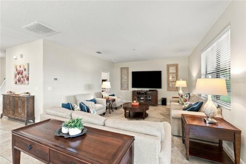 Villa ou maison à vendre à Davenport, Floride: 5 chambres, 264.03 m2 № 2406351 - photo 8