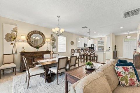Villa ou maison à vendre à Davenport, Floride: 5 chambres, 264.03 m2 № 2406351 - photo 5