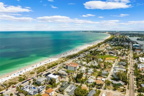 Land in Saint Pete Beach, Florida № 1677425 - photo 10