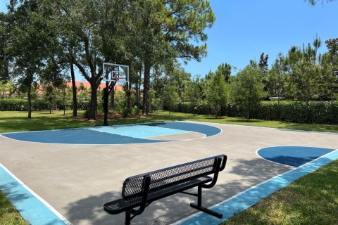 House in Lake Worth, Florida 4 bedrooms, 211.72 sq.m. № 2420731 - photo 26