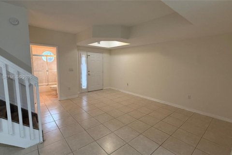 Townhouse in Miami, Florida 3 bedrooms, 149.57 sq.m. № 1994030 - photo 22