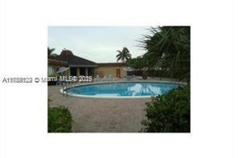 Copropriété à vendre à Sunrise, Floride: 2 chambres, 95.69 m2 № 1807644 - photo 15