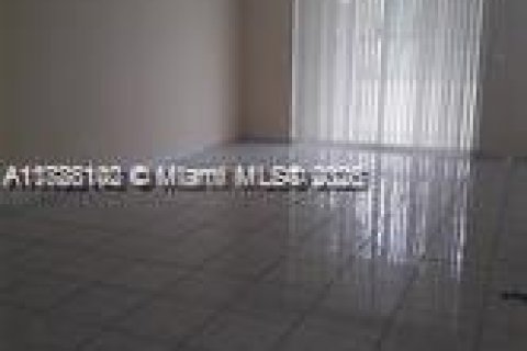 Copropriété à vendre à Sunrise, Floride: 2 chambres, 95.69 m2 № 1807644 - photo 5