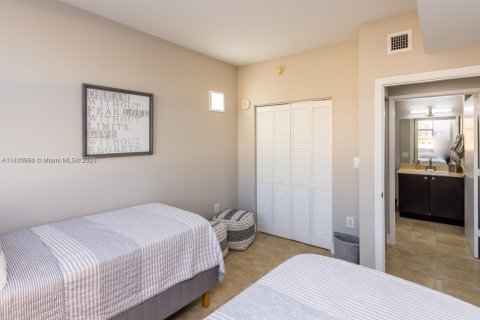 Copropriété à vendre à Coral Gables, Floride: 2 chambres, 90.12 m2 № 1934041 - photo 25