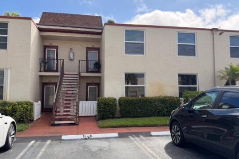 Condo à Delray Beach, Floride, 2 chambres  № 2390270