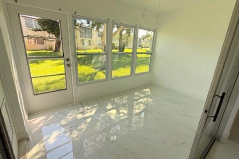 Copropriété à louer à Delray Beach, Floride: 2 chambres, 93.37 m2 № 2390270 - photo 12