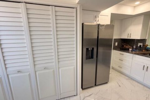 Copropriété à louer à Delray Beach, Floride: 2 chambres, 93.37 m2 № 2390270 - photo 4
