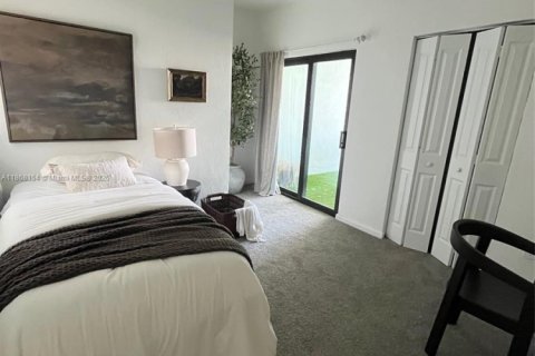 Adosado en venta en Hollywood, Florida, 3 dormitorios, 139.35 m2 № 1924084 - foto 7