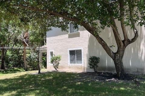 Снять в аренду таунхаус в Уэст-Палм-Бич, Флорида 3 спальни, 132.57м2, № 2005923 - фото 12