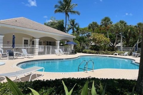 Снять в аренду таунхаус в Уэст-Палм-Бич, Флорида 3 спальни, 132.57м2, № 2005923 - фото 13