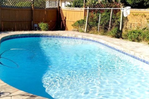 Casa en venta en Jacksonville, Florida, 3 dormitorios, 124.67 m2 № 889554 - foto 1