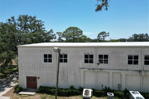 Propiedad comercial en venta en Holiday, Florida, 1897.62 m2 № 1885382 - foto 11