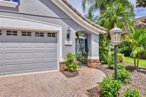 House in Lakewood Ranch, Florida 3 bedrooms, 203.92 sq.m. № 2237861 - photo 4