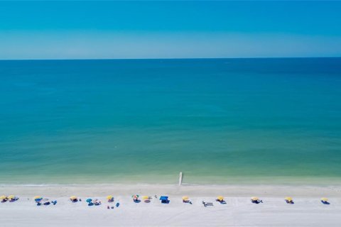 Casa en venta en Madeira Beach, Florida, 2 dormitorios, 125.51 m2 № 2220331 - foto 29
