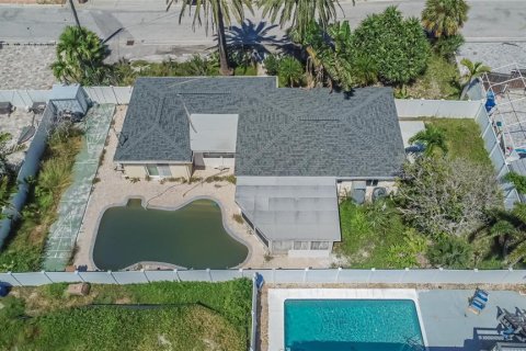 Casa en venta en Madeira Beach, Florida, 2 dormitorios, 125.51 m2 № 2220331 - foto 5
